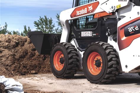 side pods on tracked skid steer|Tracked vs. Wheeled Skid Steers: Side by Side Comparison.